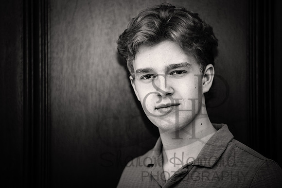Ryan-0047BW